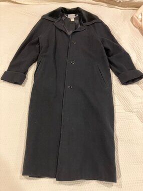 Ashley Scott Coat